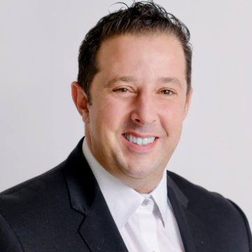 Robert Almeida Personal Real Estate Corporation profile photo